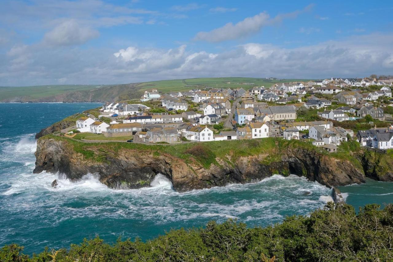 Polrunny Farm Seaberry Cottage With A Sea View And Log Burner Boscastle Buitenkant foto