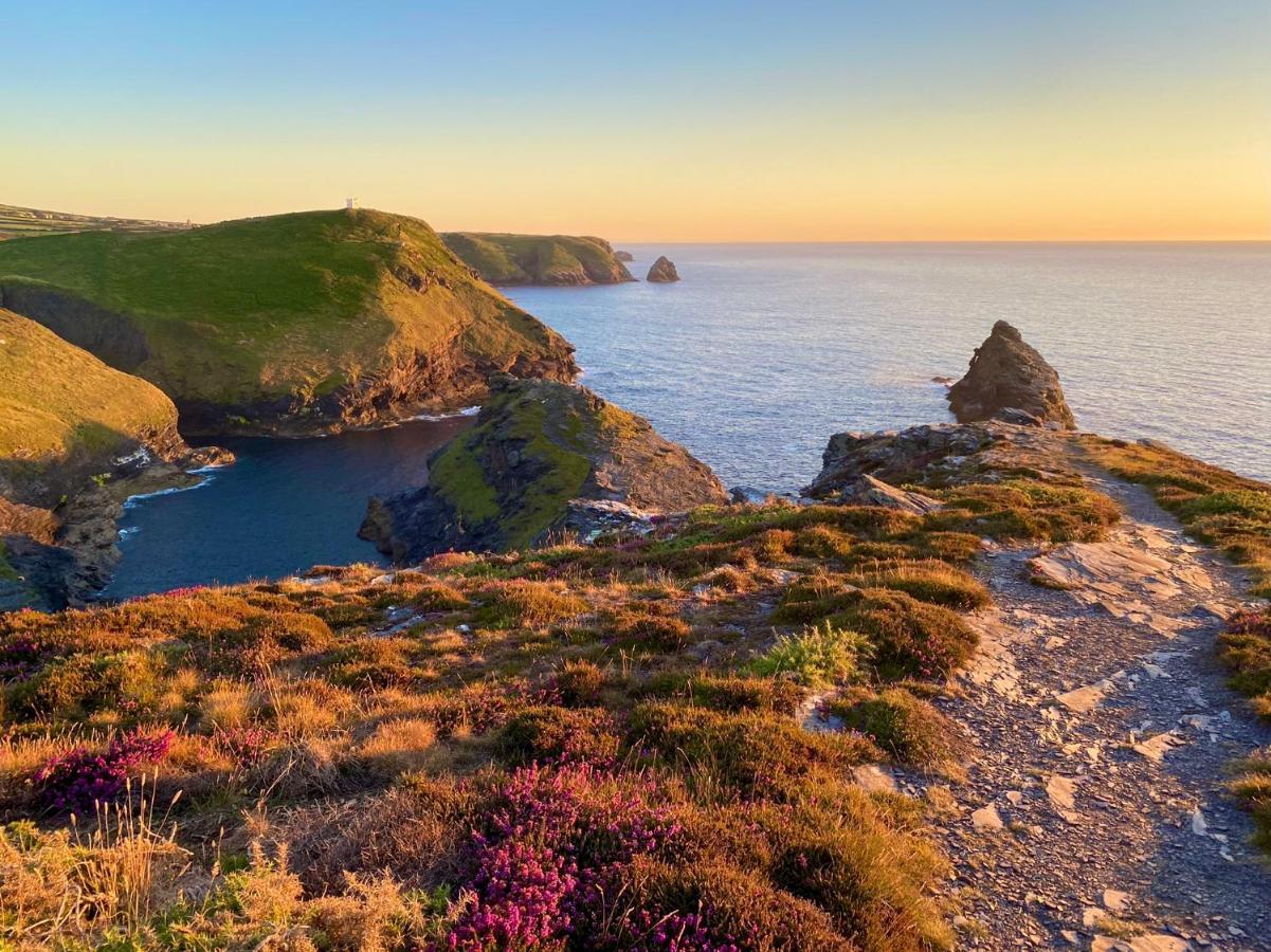 Polrunny Farm Seaberry Cottage With A Sea View And Log Burner Boscastle Buitenkant foto